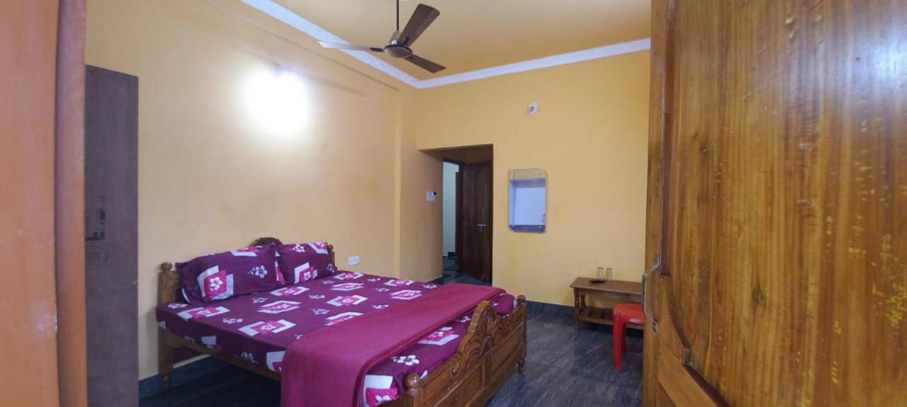 Goroomgo Neelachal Holiday Nibasa Puri Near Sea Beach Area - Perfect Location With Excellent Service Awarded المظهر الخارجي الصورة